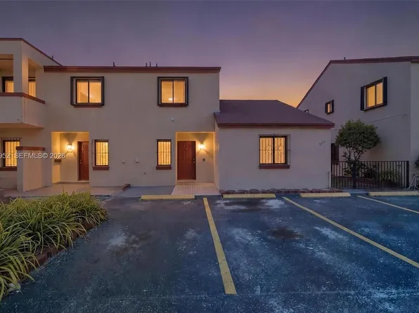 2421 W 52nd Pl #2-1, Hialeah, FL 33016