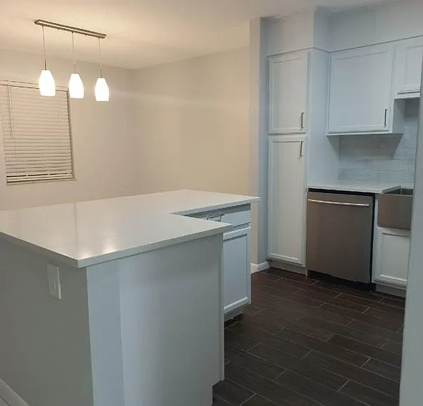2269 NE 2nd Ave — Photo 5