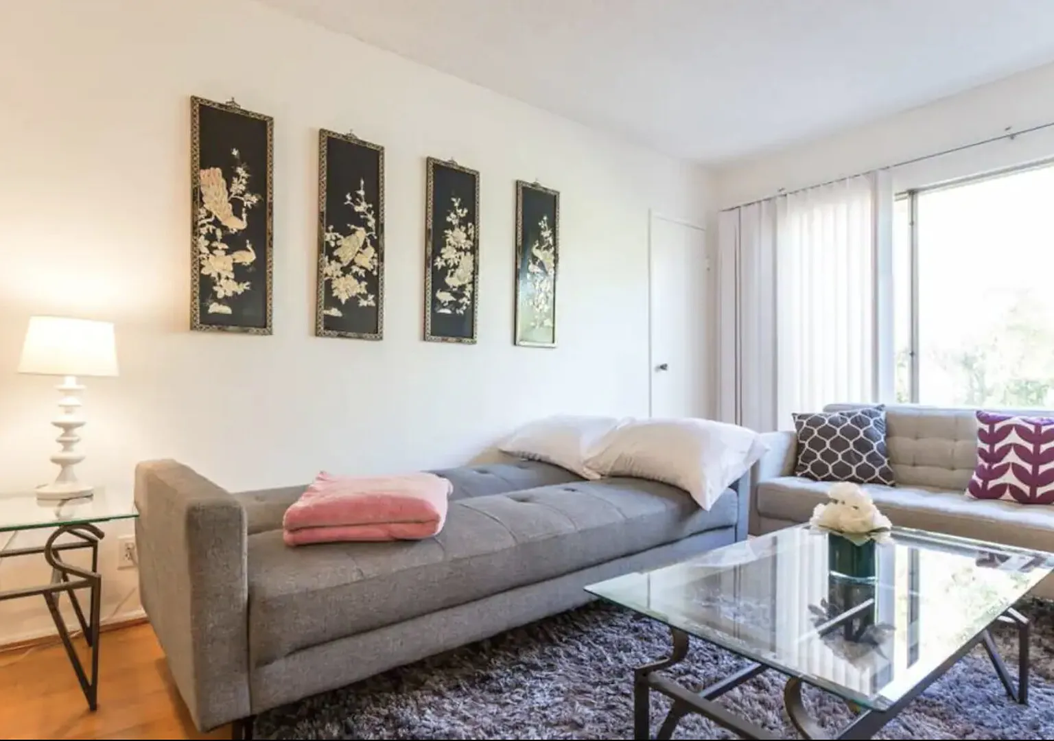 Bright & Spacious 2 Bedroom Flat in West Hollywood — Photo 2