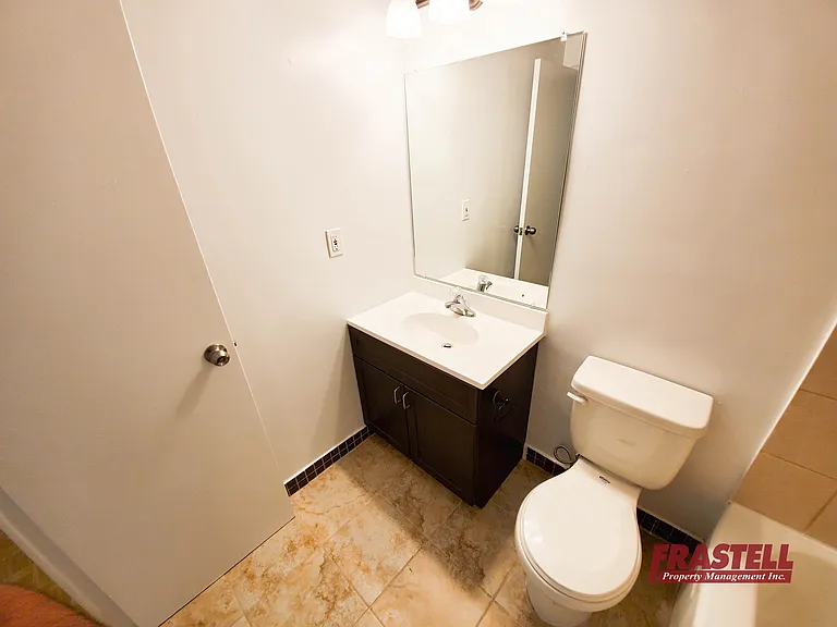 21 Mayfair Ave — Photo 26