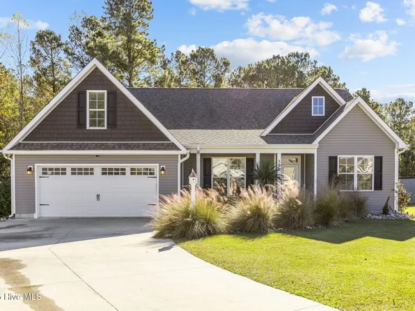 506 Diamond Ridge Court, Hubert, NC 28539