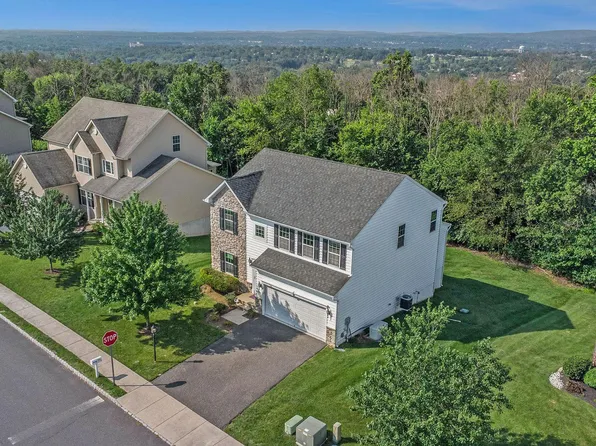 110 Continental Dr, Pottstown, PA 19464