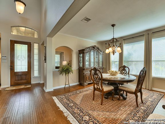 4th image of 22007 Somerton Ln