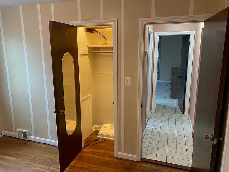 4218 Okalona Rd — Photo 23