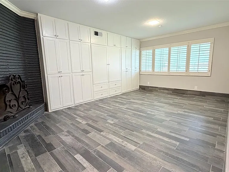 3310 N Braeswood Blvd — Photo 5