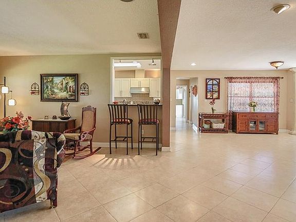 5th image of 2921 Trentwood Blvd