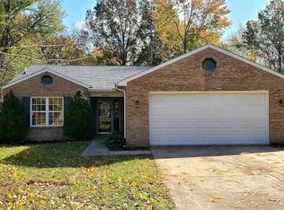 3680 Oakwood Dr, Amelia, OH 45102