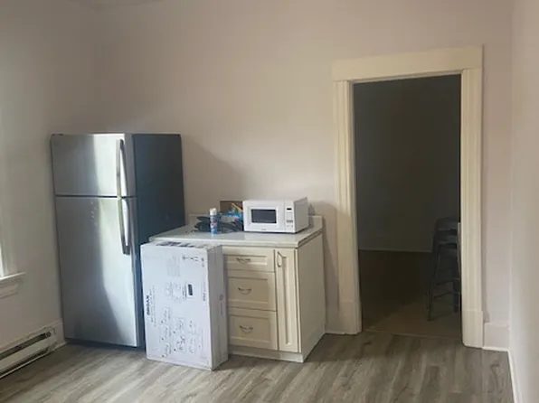 1912 E Yesler Way APT 4, Seattle, WA 98122