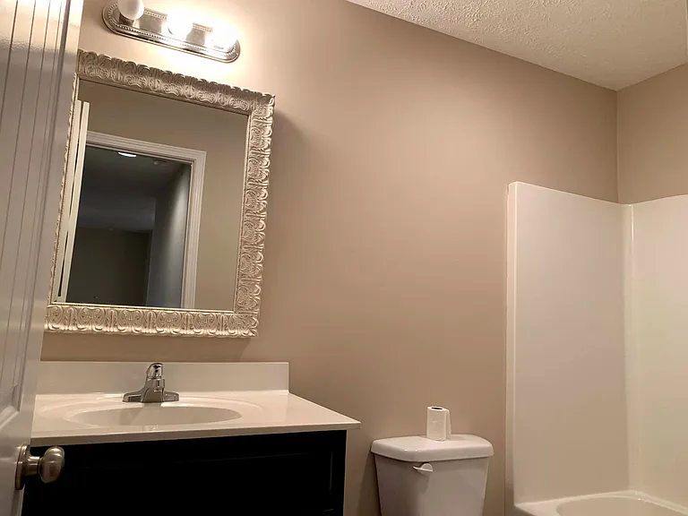 119 W Short St — Photo 12