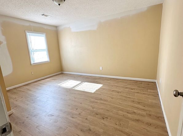 151 E Broad St #153