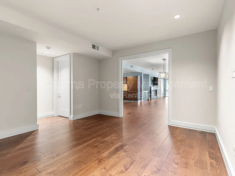 311 NW 12th Ave #204 — Photo 9