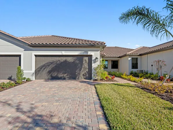 6407 Memorial Lane Ave, Immokalee, FL 34142