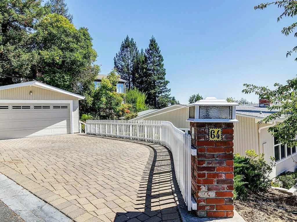 64 El Gavilan Rd photo 1