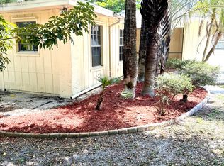 2514 Gertrude Ln, Lake Worth, FL 33462