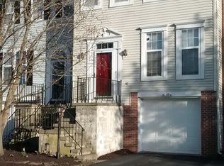40 Brookfield Rd, Lititz, PA 17543