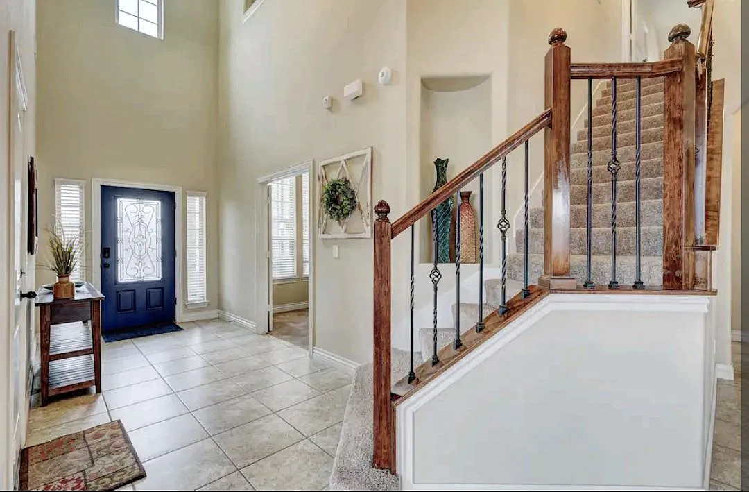 4 bed, 3223 sqft, $2,950 — Photo 3