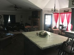 11404 E Southern Hills Rd, Claremore, OK 74019