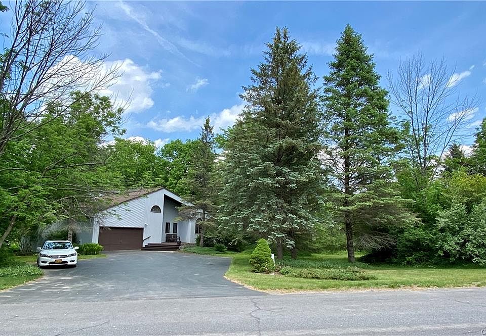 1st image of 7811 Clearwater Cir
