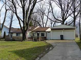 28603 Uxbridge Dr, Willowick, OH