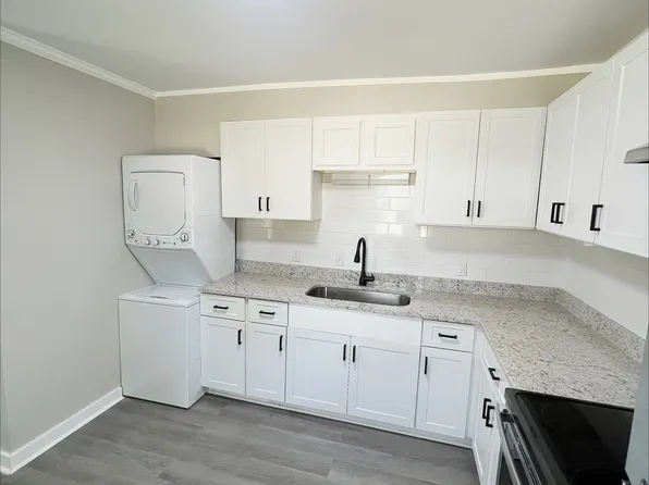 3214 Summer Pl #8K, Greenville, NC 27834