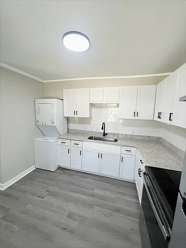 3214 Summer Pl Photo 1