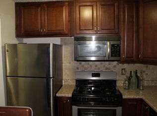 91 Des Moines Ct, Tinton Falls, NJ 07712