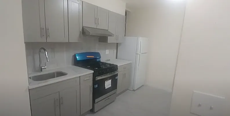 Rented by Downtown Mgt & Realty LLC | media 1
