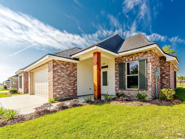 208 Sugar Ridge Dr, Houma, LA 70360