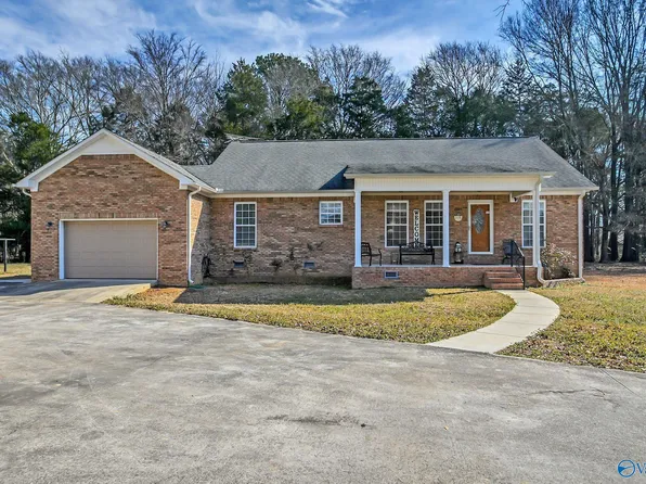 2006 Shady Grove Ln SW, Decatur, AL 35603
