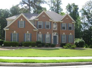 7152 Glen Cove Ln, Stone Mountain, GA 30087