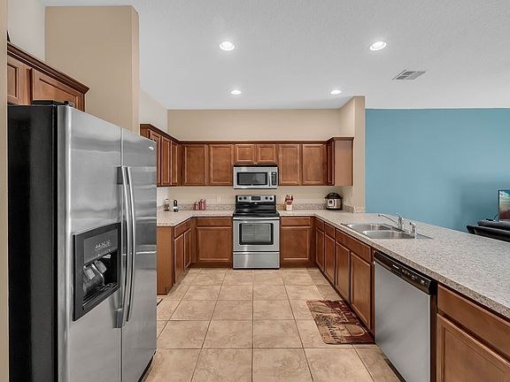 3rd image of 2583 River Landing Dr