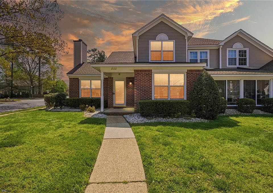 1st image of 800 Brassie Way