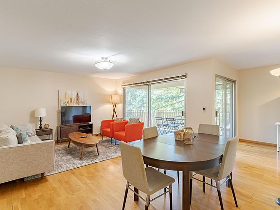 2nd image of 2315 Eastridge Ave APT 726