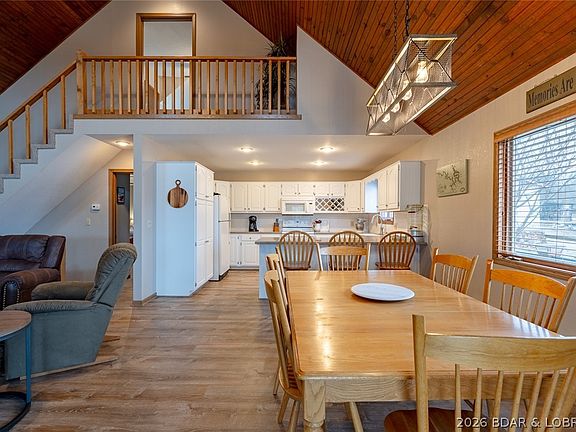 4th image of 41 Skyview Dr