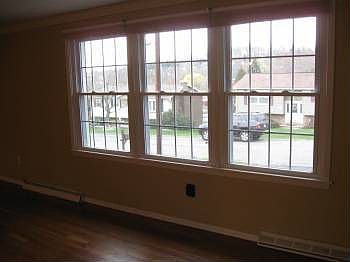 4th image of 811 Boquet St