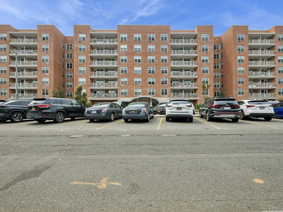 1st image of 410 E Broadway APT 4B