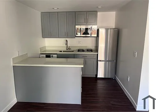 146 E Platt St #A — Photo 1