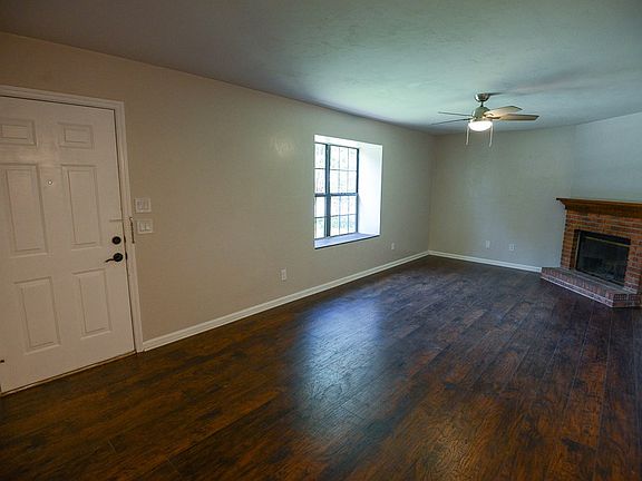 4th image of 2056 Victory Garden Ln