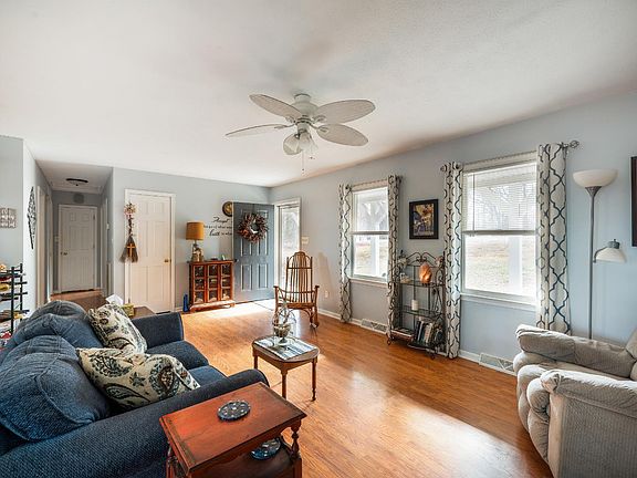 5th image of 3105 Horseshoe Rd