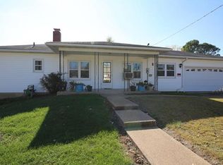 1126 Fox Farm Rd, Festus, MO 63028