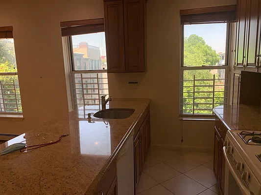 Rented by American Way Real Estate Inc | media 31