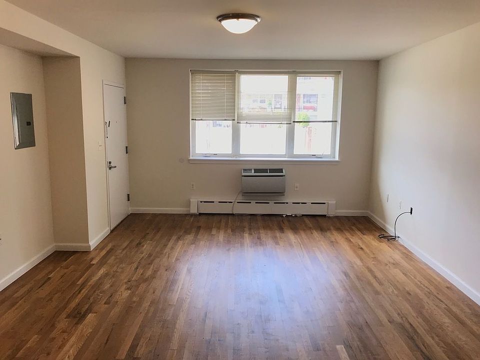 1st image of 7302 Ditmars Blvd #1