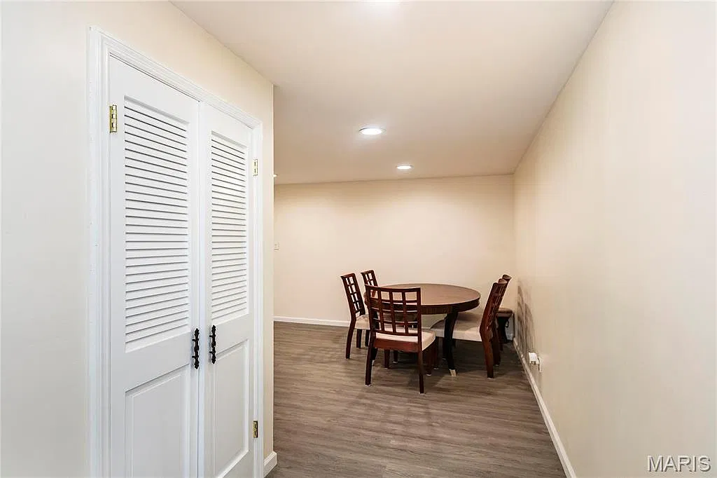 2 bed, 1020 sqft, $1,650 — Photo 2