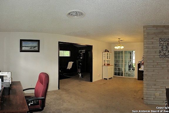 3rd image of 8319 WHITE OAK DR