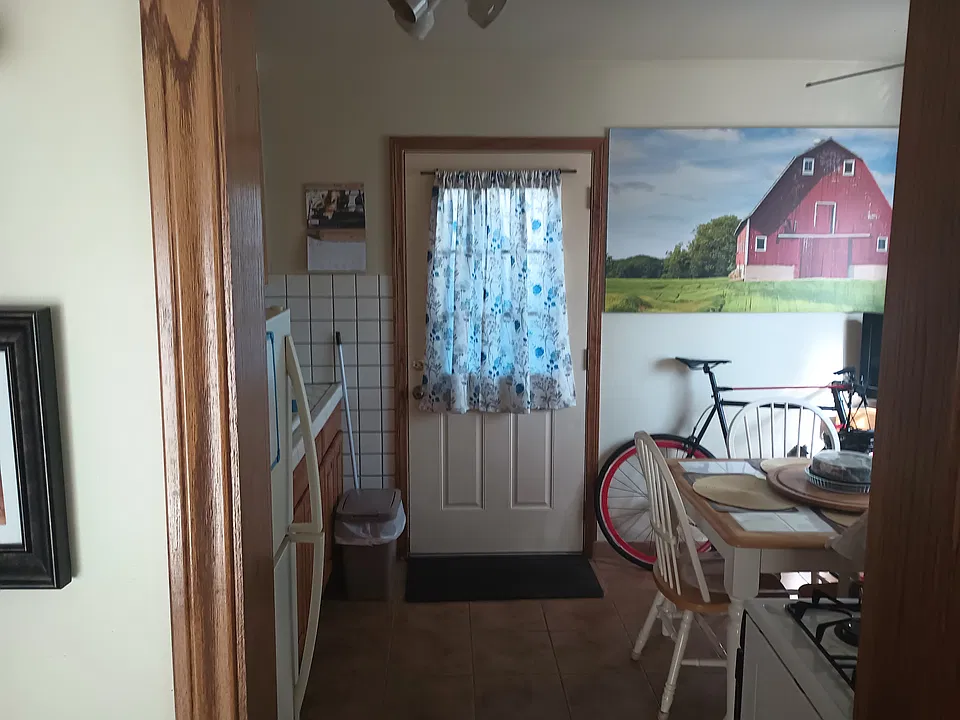 Looking into the kitchen