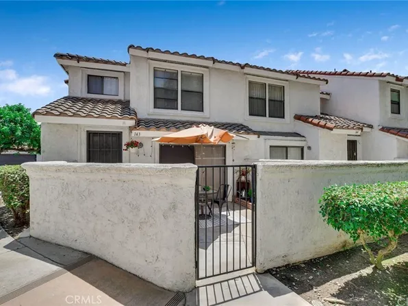 9765 Alburtis Ave APT 143, Santa Fe Springs, CA 90670