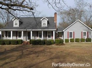 719 Hawthorne Rd, Dublin, GA 31021