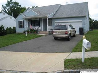 41 Maypink Ln, Howell, NJ 07731