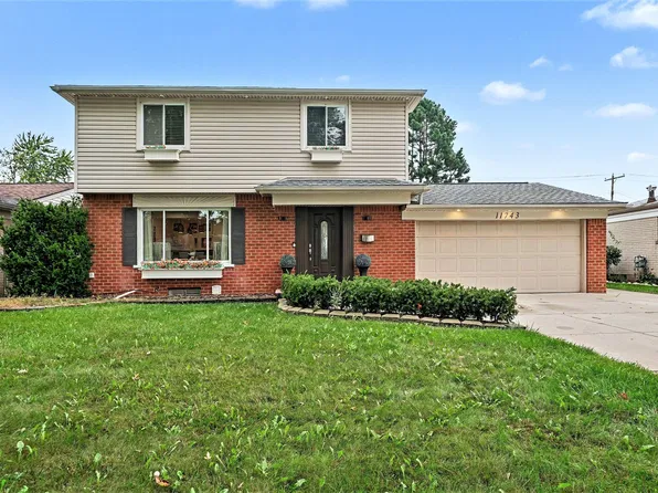 11743 Sorrento Blvd, Sterling Heights, MI 48312