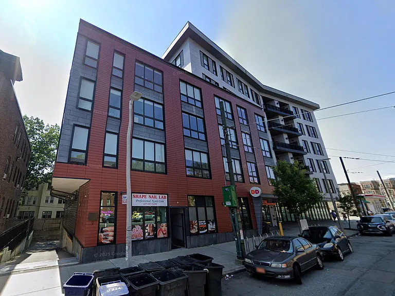49 S Huntington Ave #2 — Photo 10